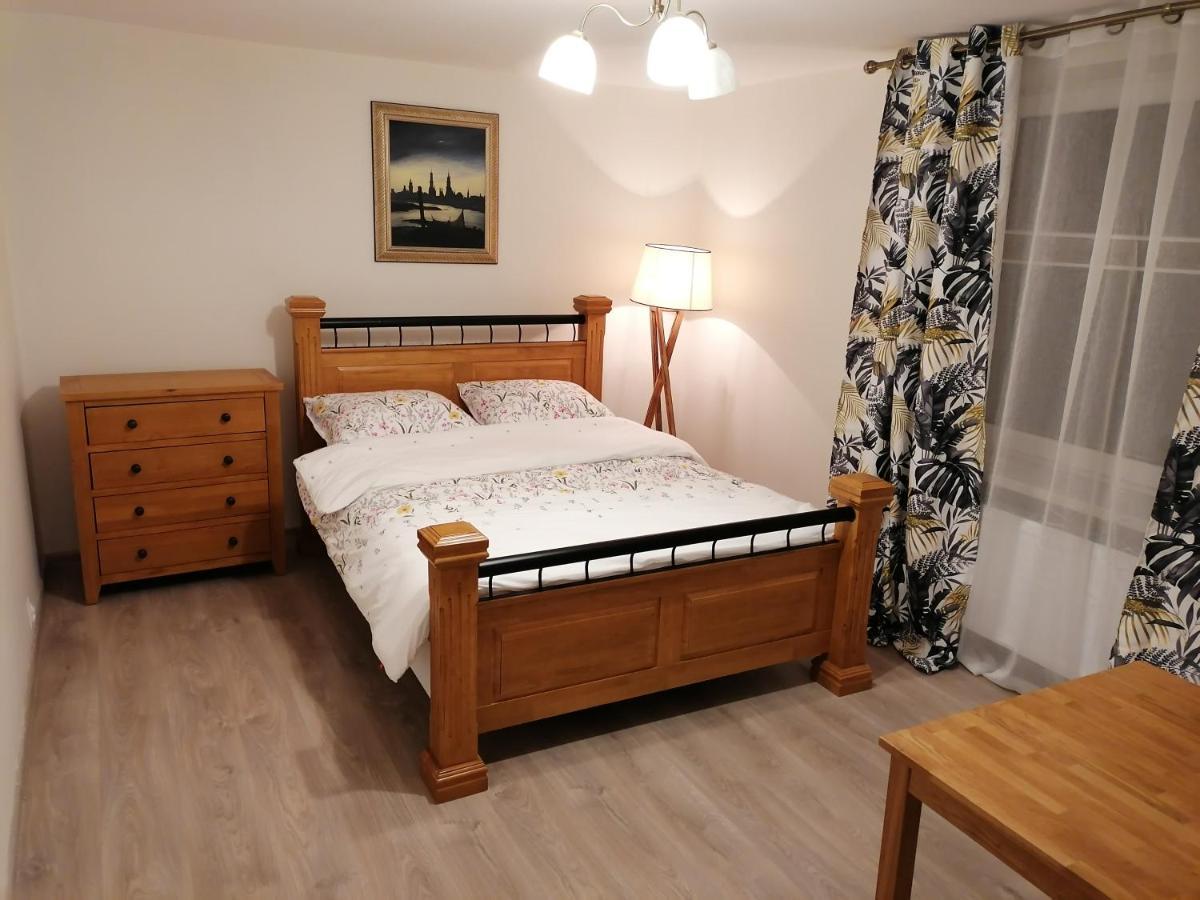 Appartement Dabrowka à Nowy Sącz Extérieur photo